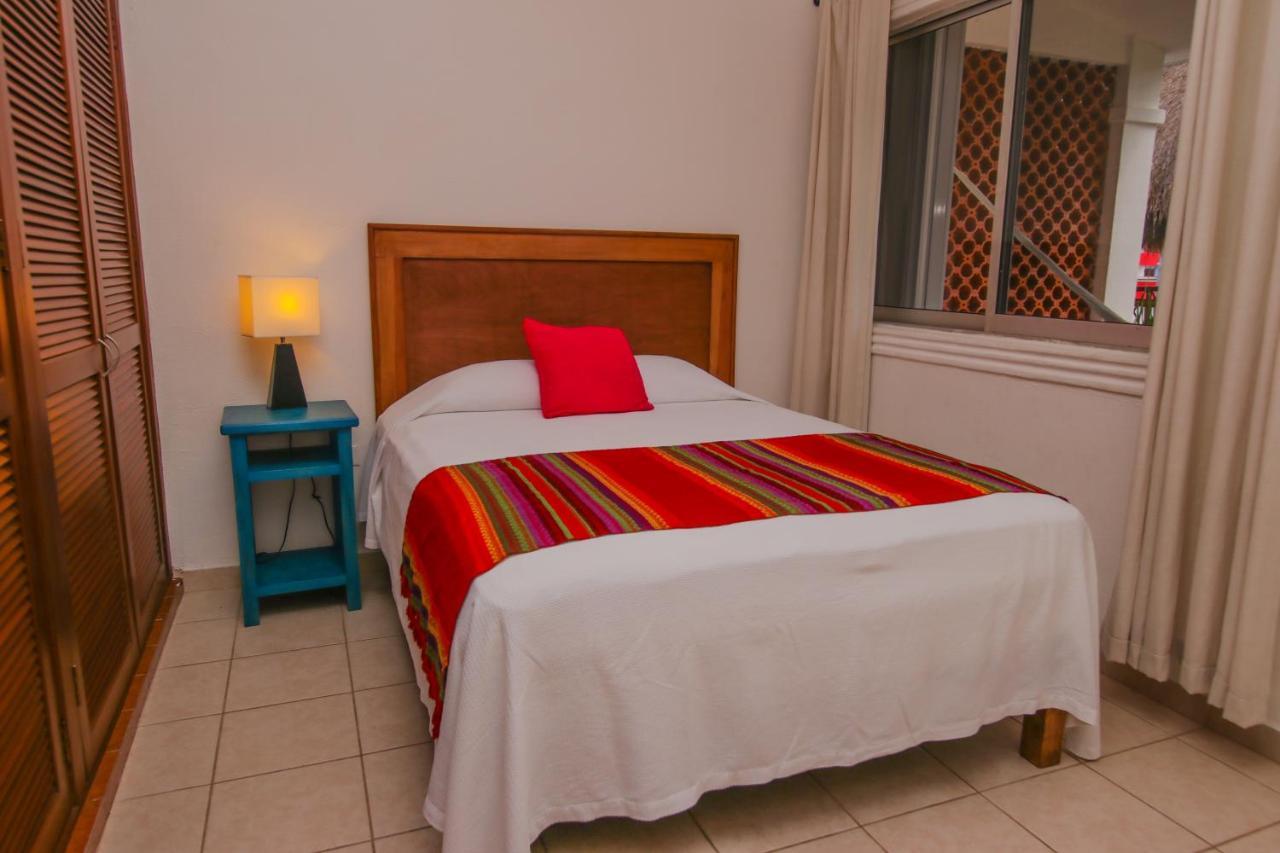 Colibri & 4* Cozumel